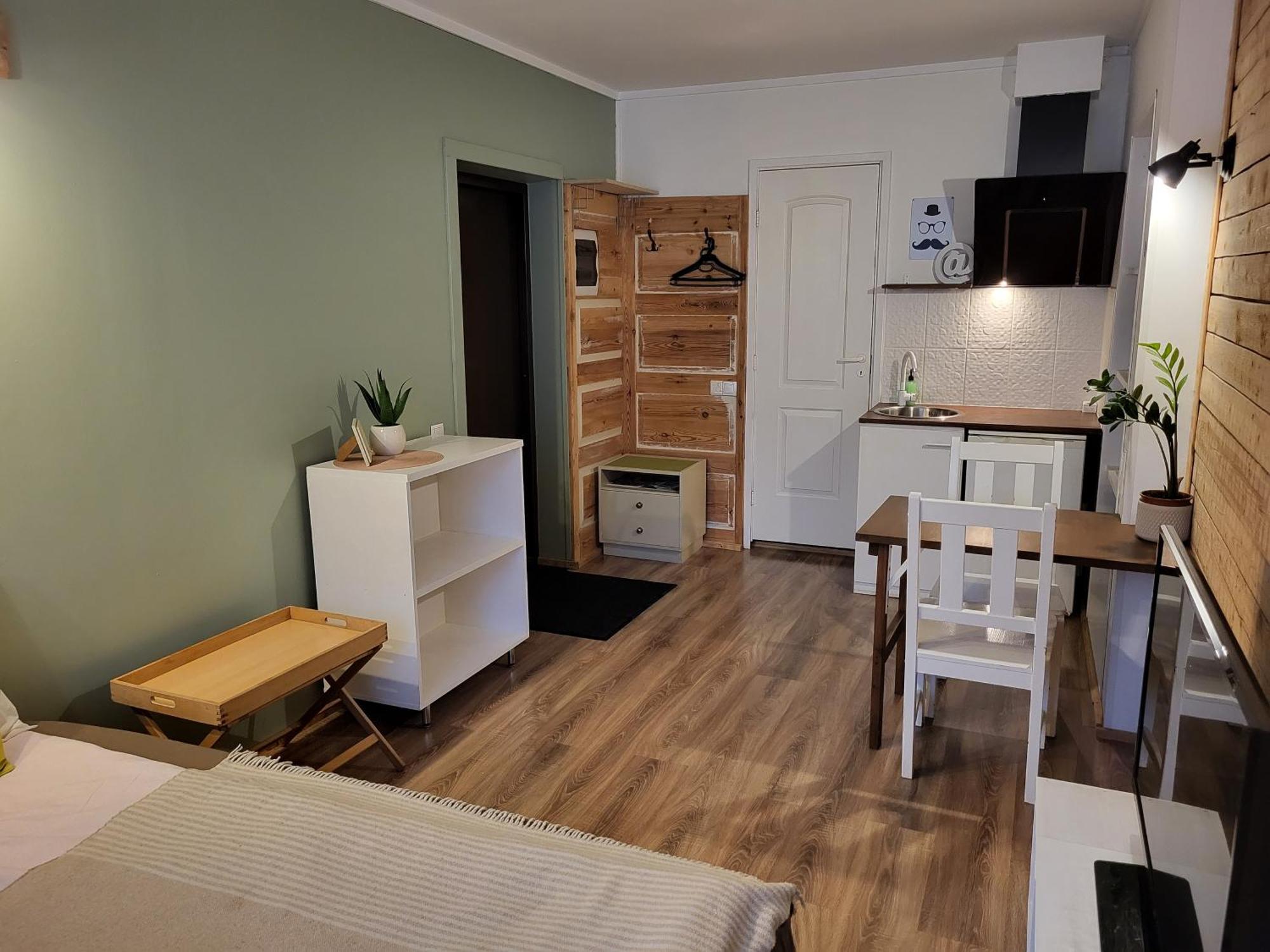 Old Town Apartment Валга Экстерьер фото